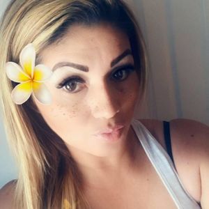 Meet your Posher, Herrera